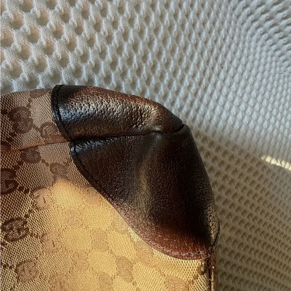 Gucci UNISEX Messenger Bag - Picture 11 of 14